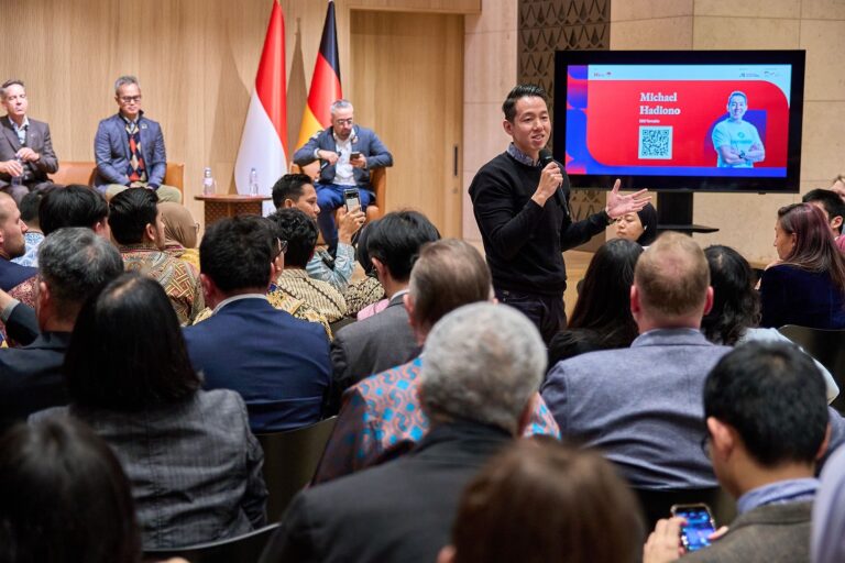 Michael Hadiono, Co-founder & CEO Ternakin, menjadi pembicara di AsiaBerlin Summit 2024